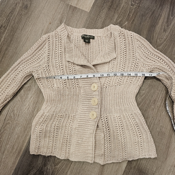 Eddie Bauer Beige Cardigan with Button Accents Size MEDIUM - Picture 4 of 10